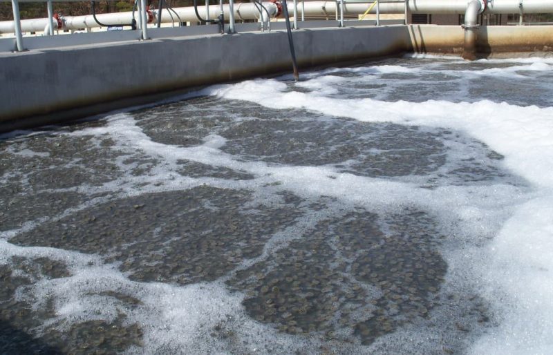 آب تصفیه شده در تصفیه خانه