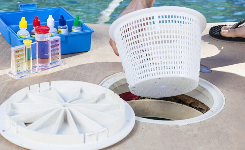 آشغالگیر سبدی استخر