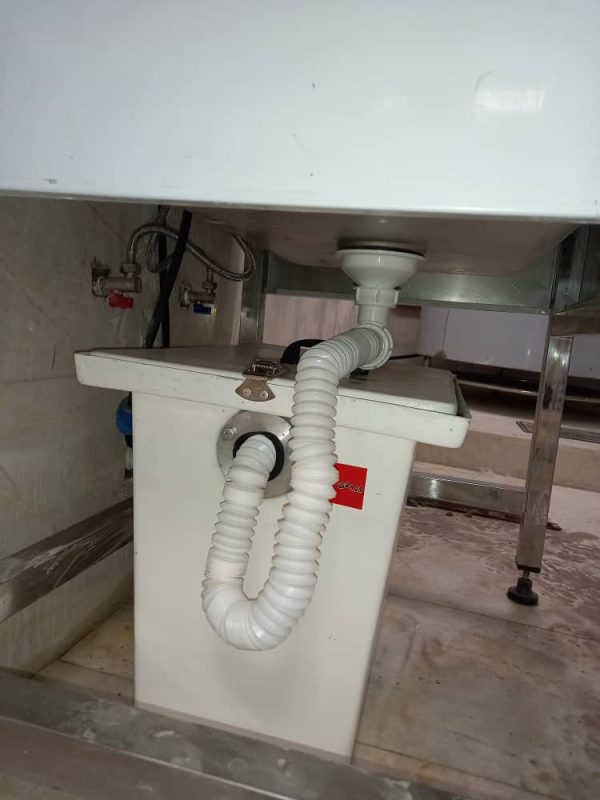 چربیگیر فایبرگلاس زیر سینکی